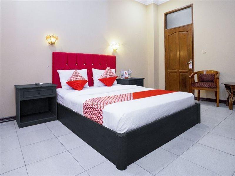 Urbanview Hotel Gading Kencana Samarinda By Reddoorz Esterno foto