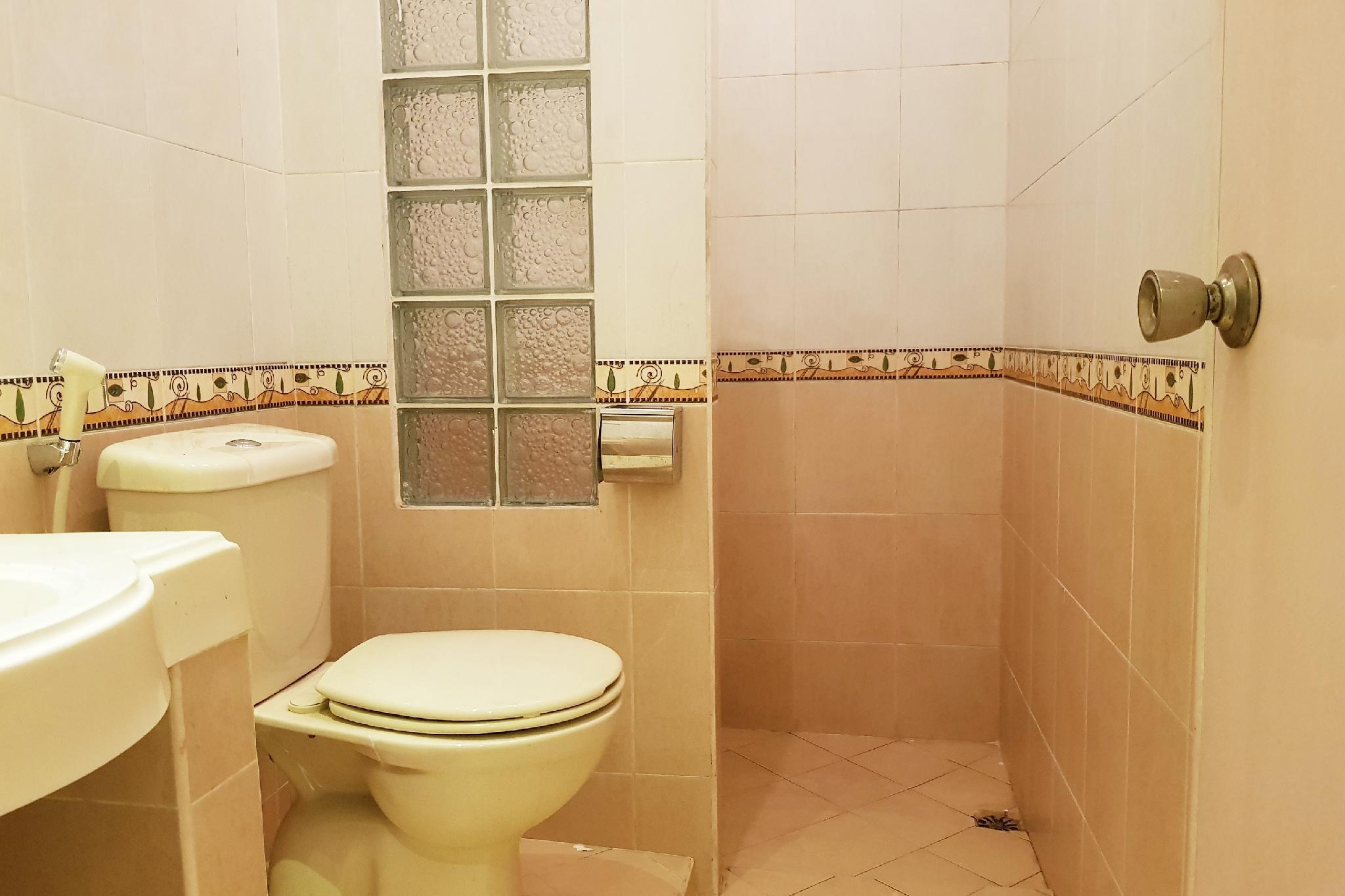 Urbanview Hotel Gading Kencana Samarinda By Reddoorz Esterno foto